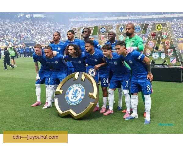 若昂内维斯创历史高价转会加盟大巴黎成为足坛新风潮